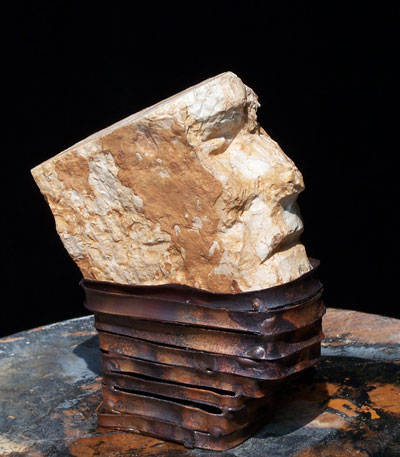 Senza titolo, tecnica mista, 16×8×12 cm